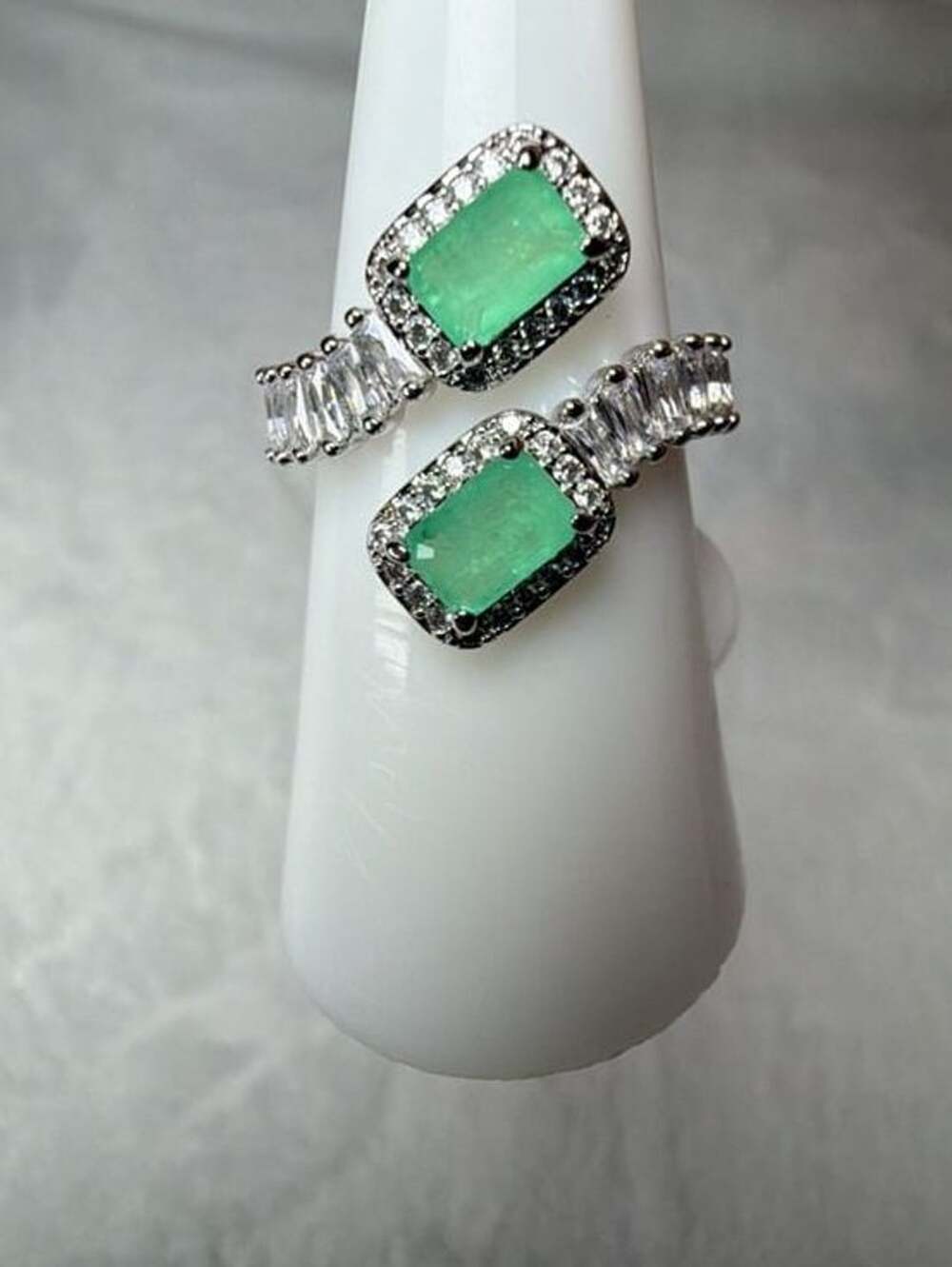 BP Love's Labyrinth Mint Green Tourmaline and Quartz Rose Gold Size 6